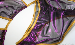 Trivial (Gold/Metalmesh Purple)